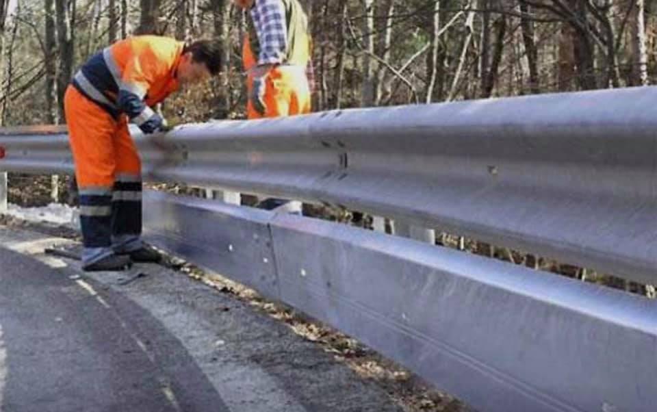 Focus sul nuovo guardrail che trasmette richiesta di aiuto in caso di incidente